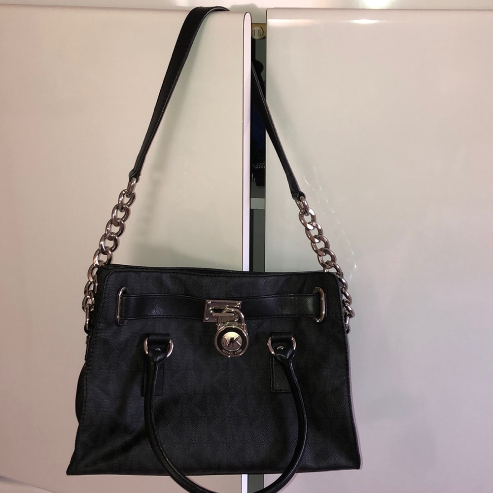 LIKE NEW Authentic Michael Kors Bag - Picture 5 of 7